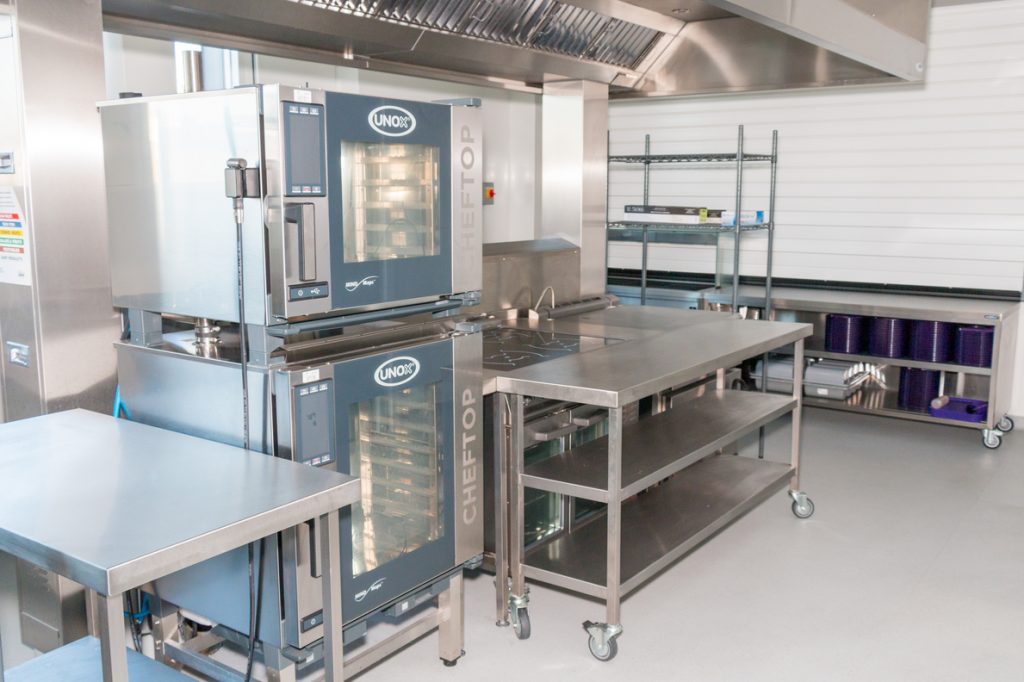 Kitchen facility at Plumcroft Primary Kitchen facility at Plumcroft Primary